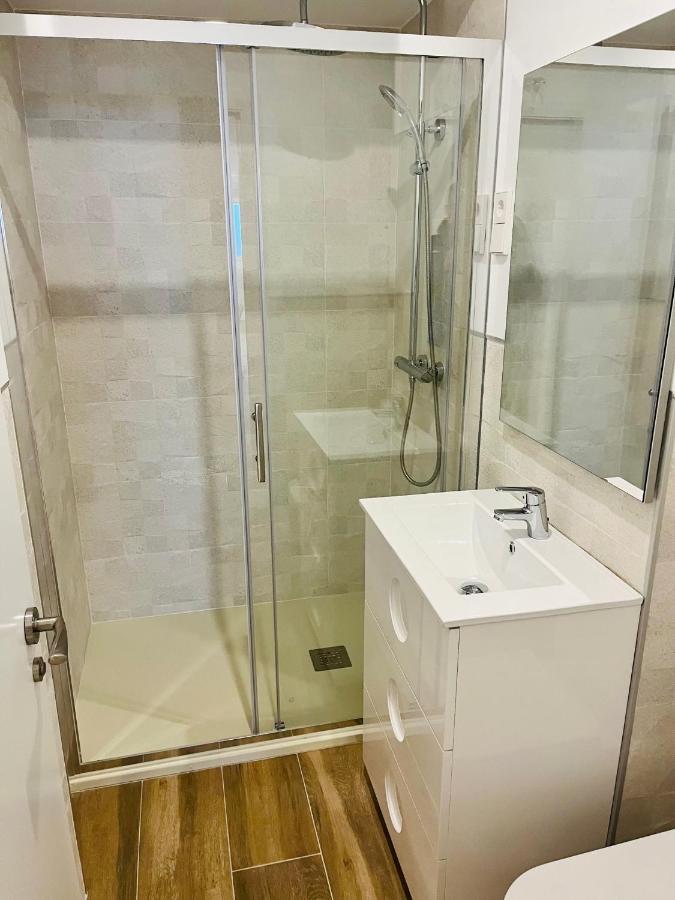 Bernabeu/ C.Universitaria Apartments Мадрид Екстериор снимка