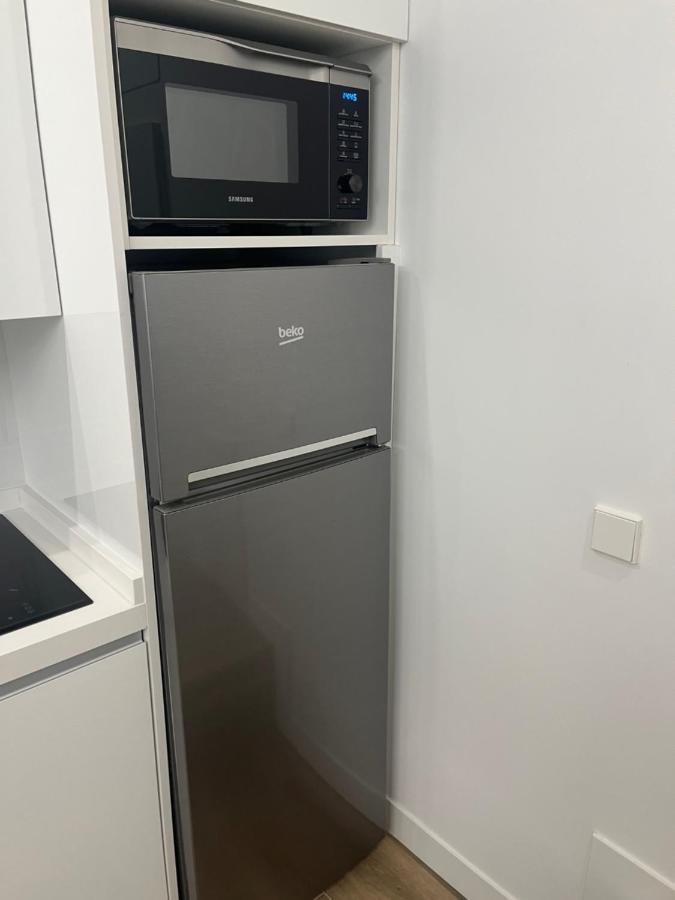 Bernabeu/ C.Universitaria Apartments Мадрид Екстериор снимка
