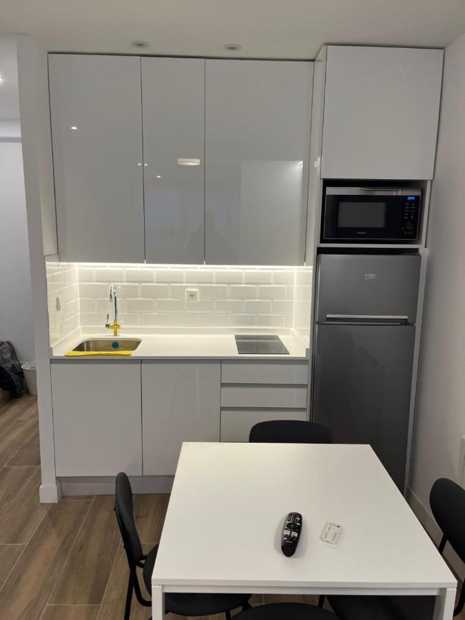 Bernabeu/ C.Universitaria Apartments Мадрид Екстериор снимка